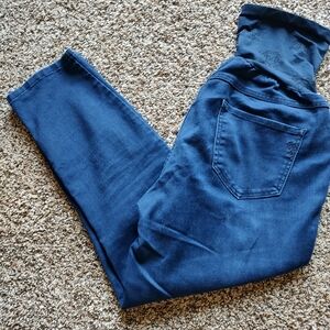 Jessica Simpson Maternity Capri Jeans